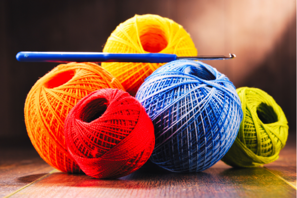 Aprenda a fazer crochê em 15 minutos com técnicas simples.